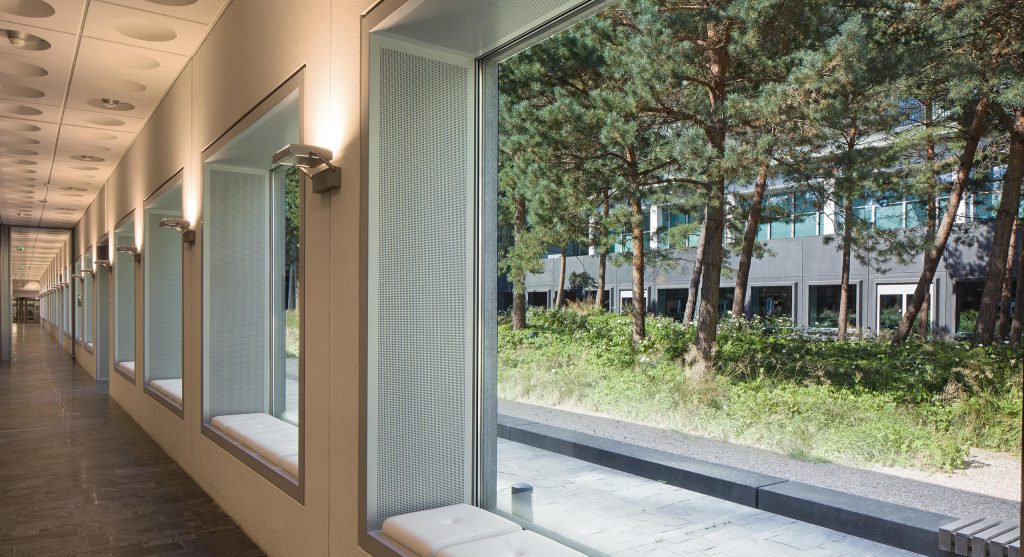 Zicht op binnentuin