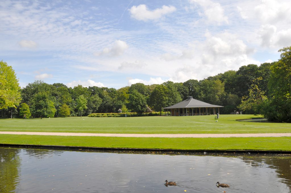 Middeneiland en paviljoen