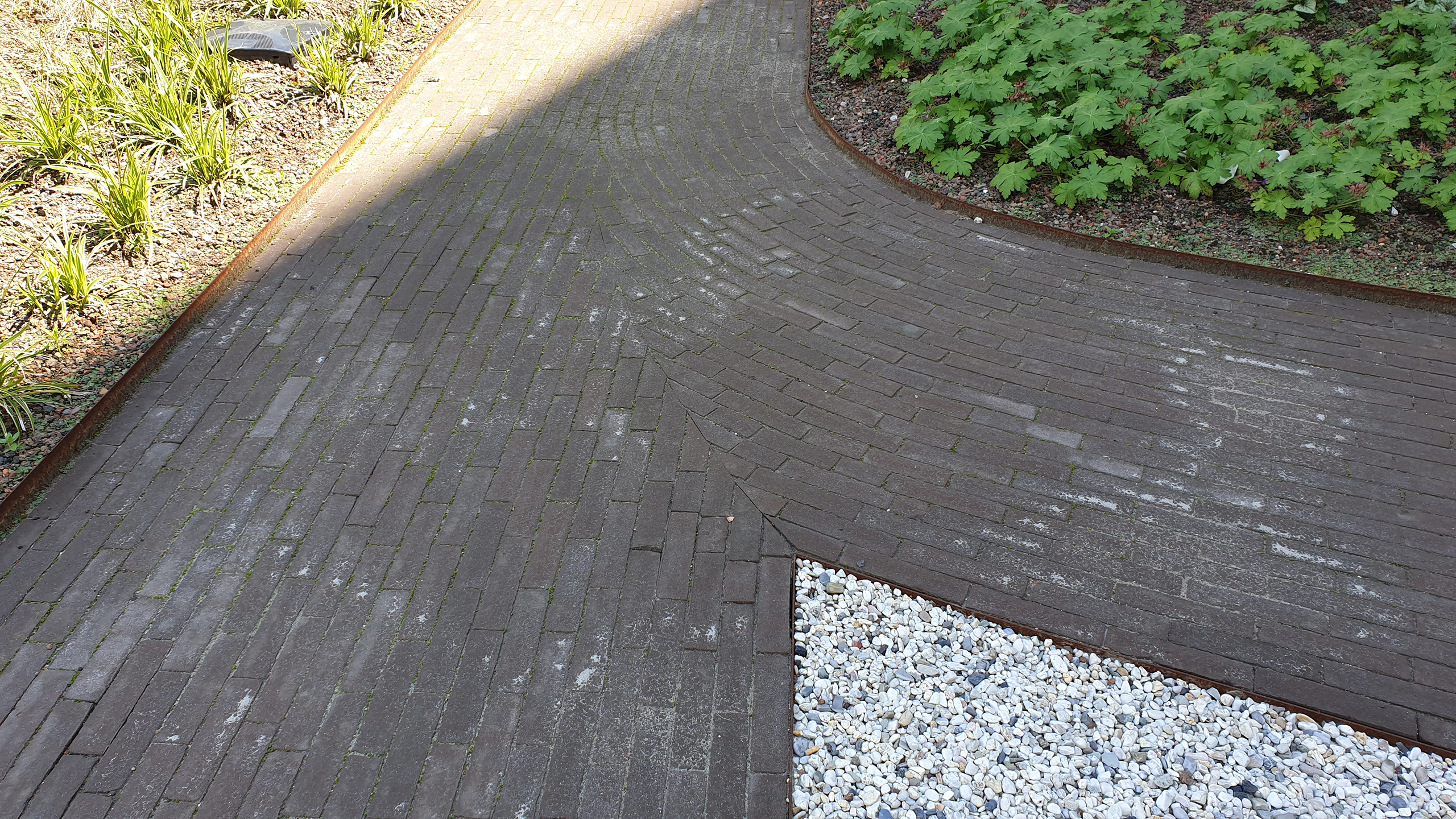 STATE binnentuin vloeidende verharding